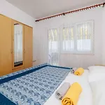 Four-bedroom In Iii 아파트 *