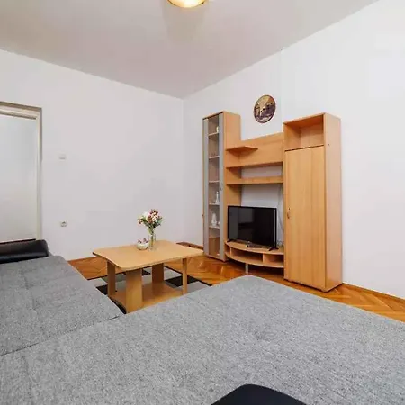 Four-bedroom In Iii