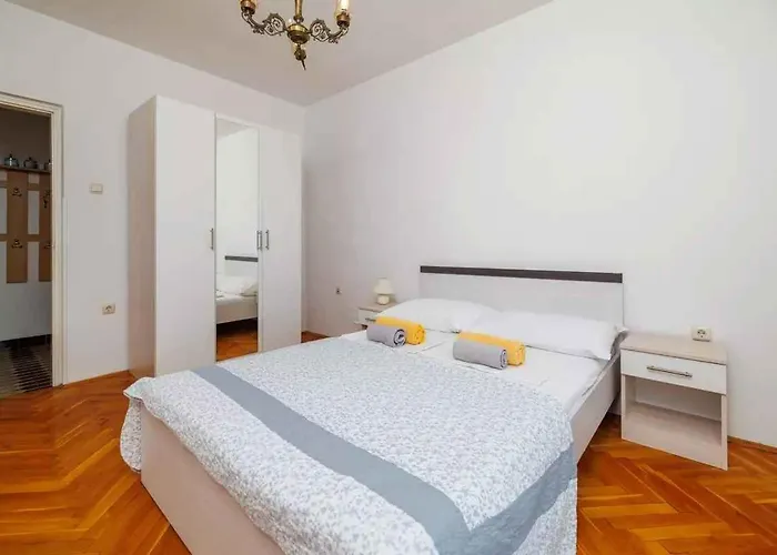 Four-bedroom In Iii * Crikvenica