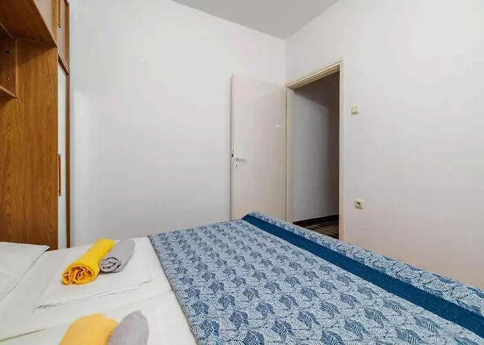 Apartament Four-bedroom In Iii Crikvenica