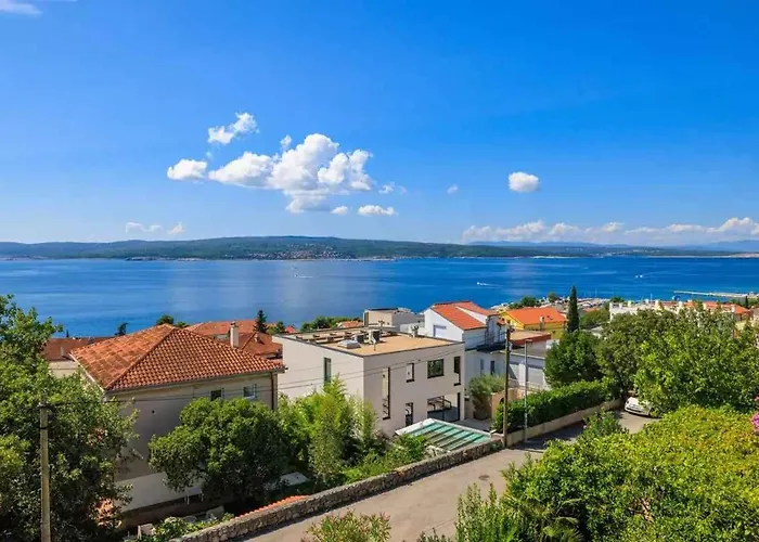 Four-bedroom In Iii * Crikvenica