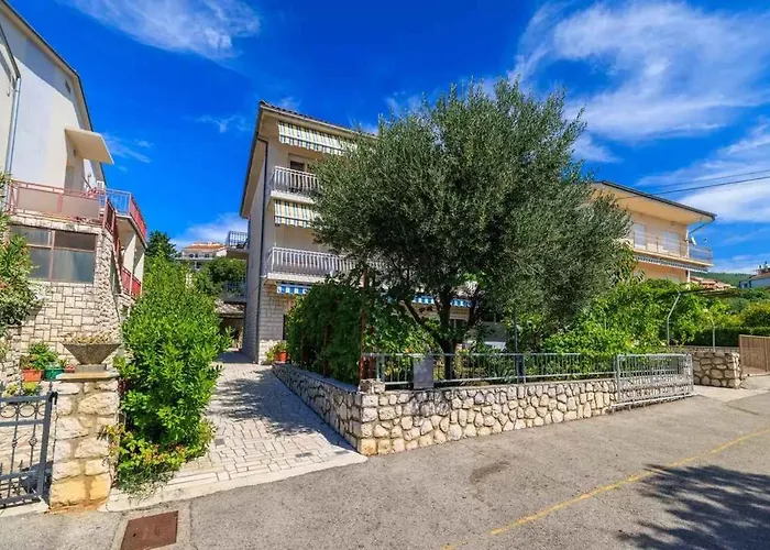 Four-bedroom In Iii Apartament