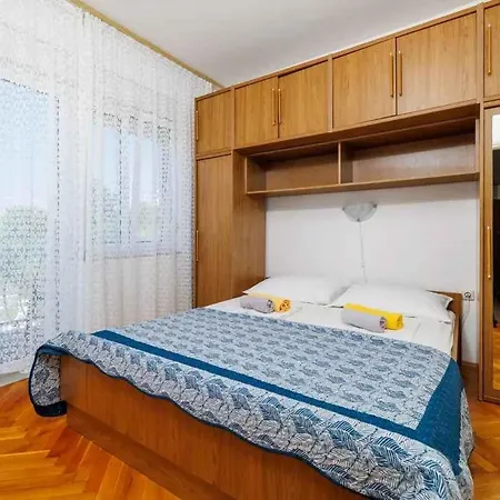 Four-bedroom In Iii * Crikvenica