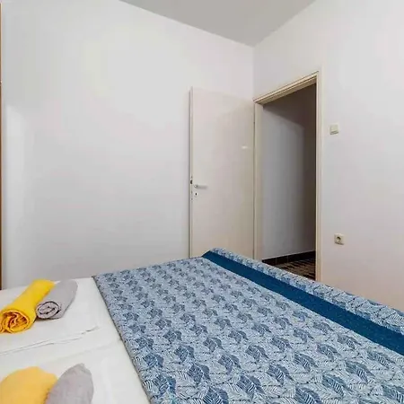 Apartament Four-bedroom In Iii Crikvenica