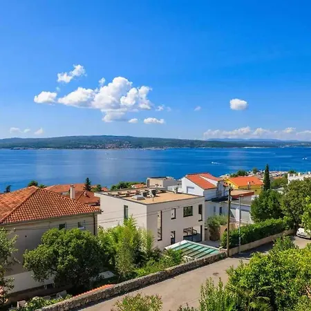 Four-bedroom In Iii * Crikvenica