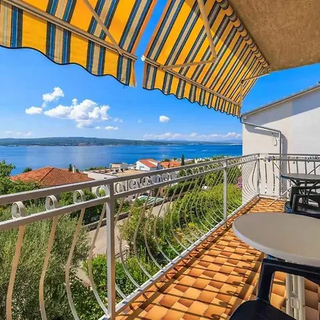 Four-bedroom In Iii * Crikvenica