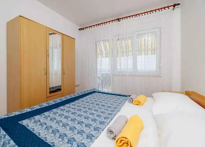 Four-bedroom In Iii Daire *