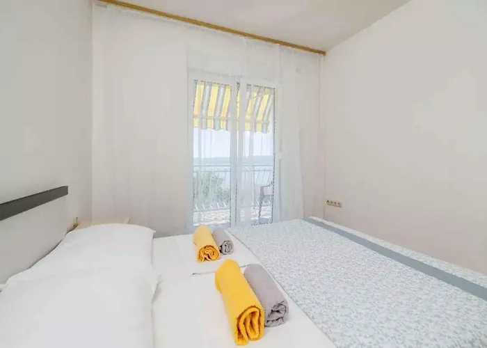 Daire Four-bedroom In Iii *