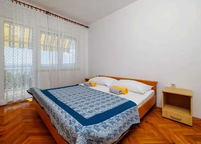 Four-bedroom In Iii Crikvenica