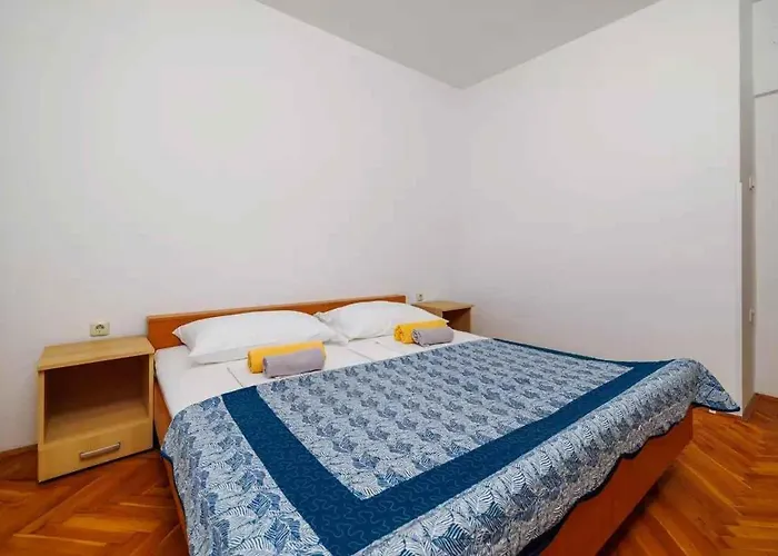 Four-bedroom In Iii