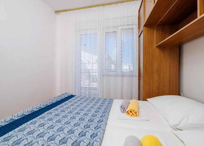 Four-bedroom In Iii Daire