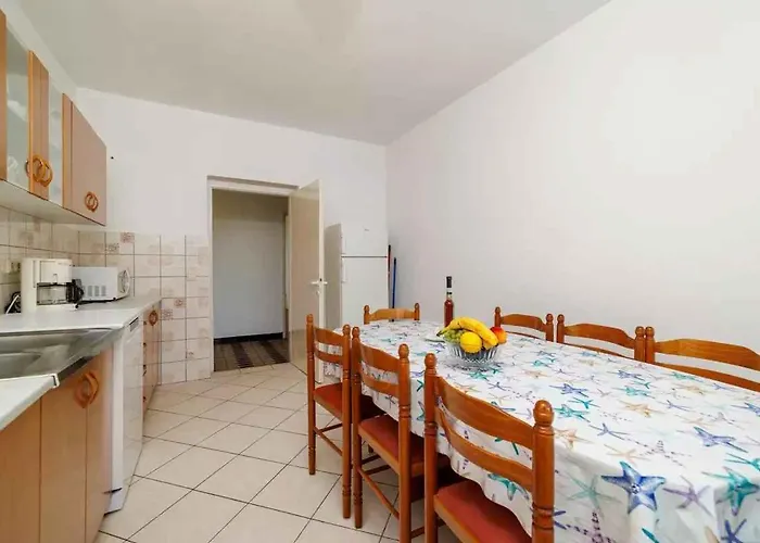 Four-bedroom In Iii * Crikvenica
